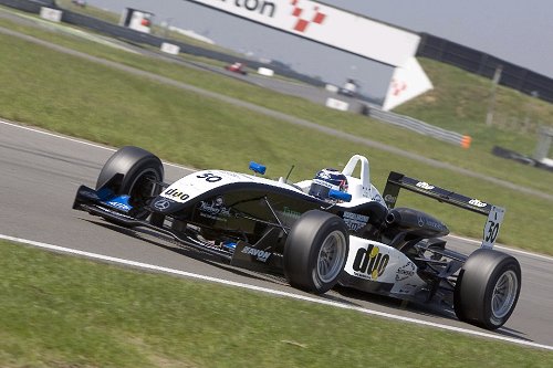 Greg Mansell in actie in het Britse F3, Copyright Fortec Motorsport